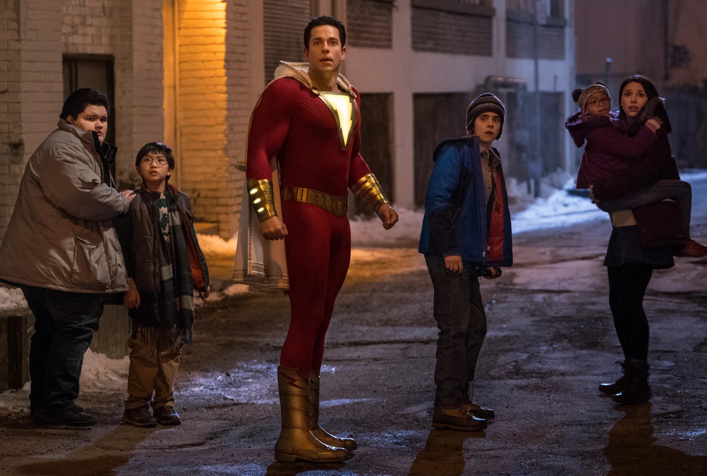 Shazam! Review: Something interesting from DC after a while👍👍